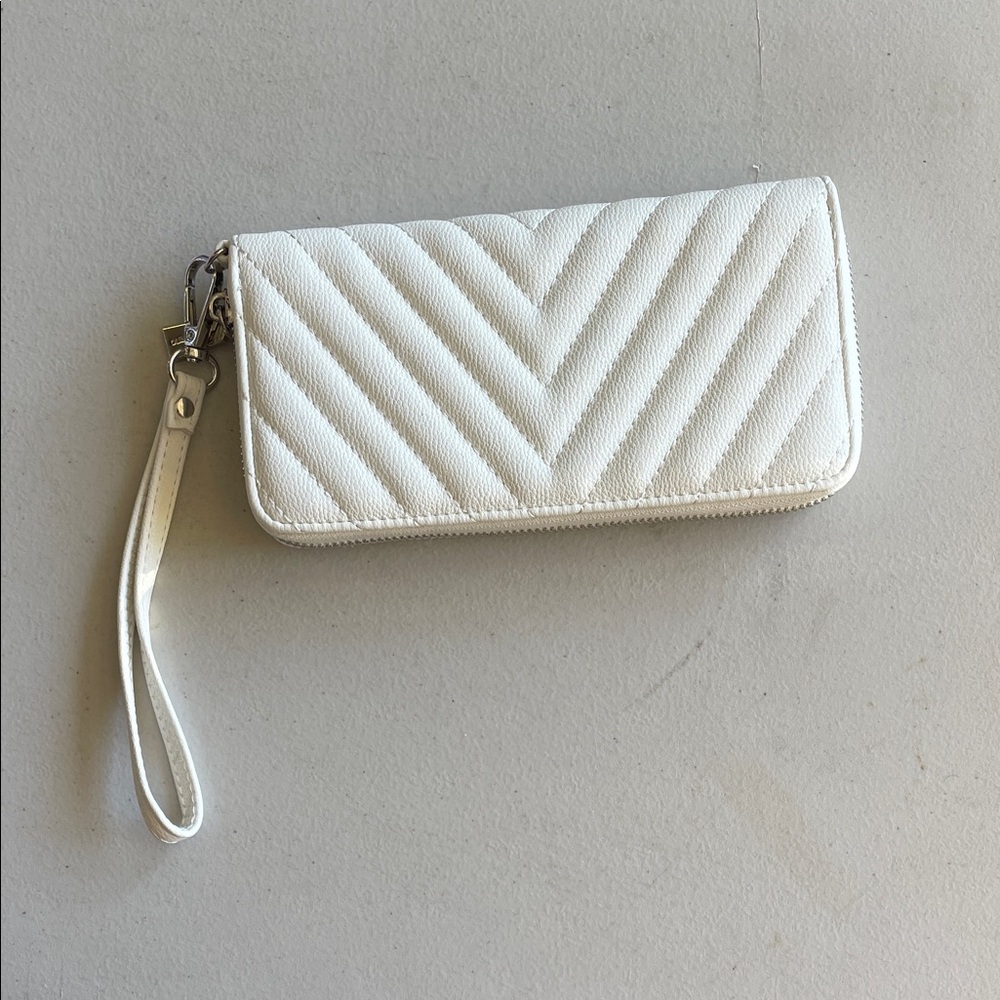 Brentano Faux Leather Wristlet